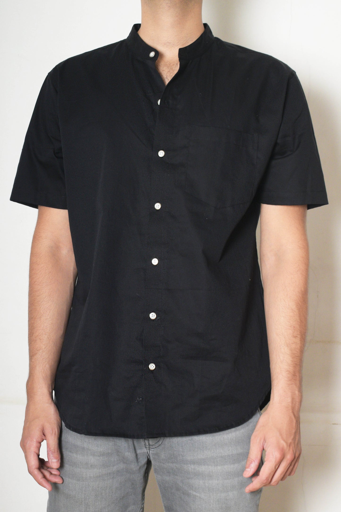 XANDER ~ Mandarin collar shirt with embroidery